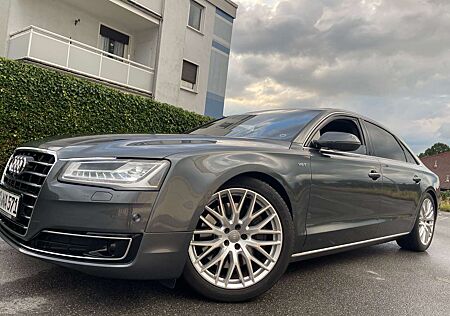 Audi A8 A 8 Long voll A.bis Z voll voll exklusive !