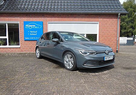 VW Golf Volkswagen VIII Style eTSI DSG AHK/MEMORY/NAV/LED/KAM