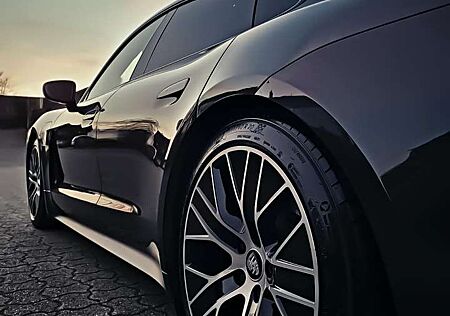 Porsche Taycan Performancebatterie Plus