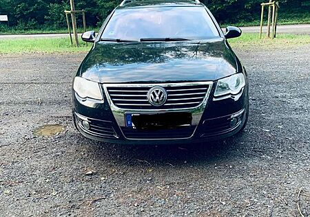 VW Passat Variant Volkswagen 2.0 TDI DPF DSG Individual Chrom