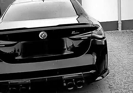 BMW M4 Competition M xDrive