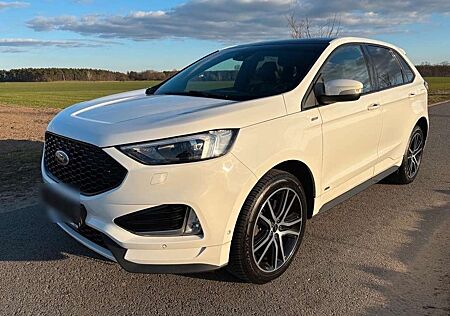 Ford Edge 2.0 Bi-Turbo 4x4 ST-LINE B&O Panorama Kamera
