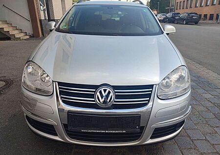 VW Golf Volkswagen V Variant 2,0 TDI, Comfortline, Anhängerkup