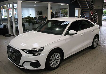 Audi A3 30 TFSI Lim. S tronic *LED*NAVI*