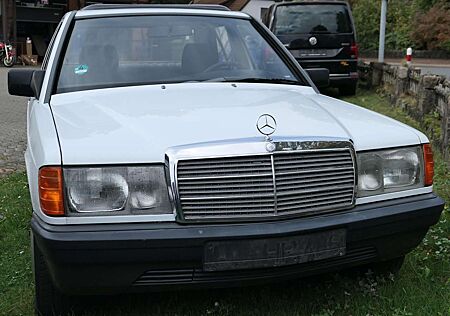 Mercedes-Benz 190