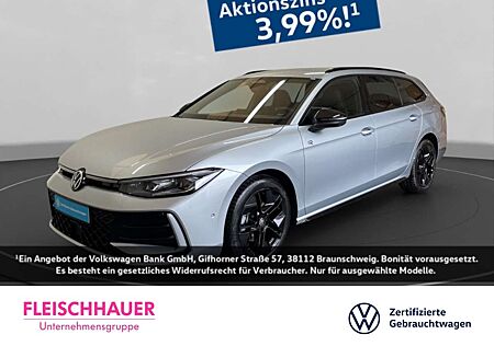 VW Passat Volkswagen 2.0 TDI R-line HUD AD StandHZG AHK-klappbar Navi D