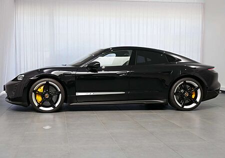 Porsche Taycan Turbo S - SportDesign Paket Carbon - Approved *TOP