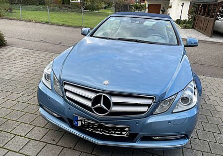 Mercedes-Benz E 200 CGI BlueEfficiency (207.448)