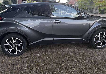 Toyota C-HR Hybrid Team Deutschland