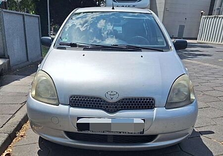 Toyota Yaris 1.0 Free-Tronic linea sol
