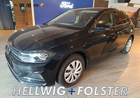 VW Polo Volkswagen COMFORTLINE NAVI / / GJR / Park Distance Control v