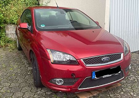 Ford Focus CC Titanium