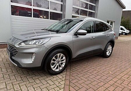 Ford Kuga Hybrid Titanium