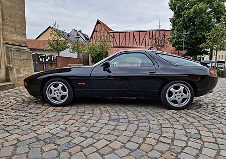 Porsche 928 GT