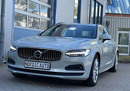 Volvo V90 B4 Momentum Pro+StandH+Kamera+ACC+Keyless+LenkradH