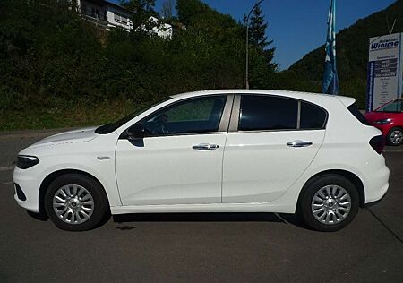 Fiat Tipo 1.4 16V More Pop-Tech-Paket Im Kundenauftrag