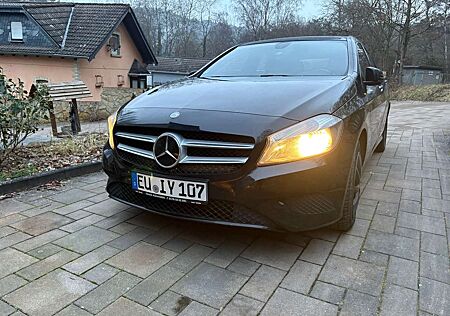 Mercedes-Benz A 180 BlueEfficiency (176.042)