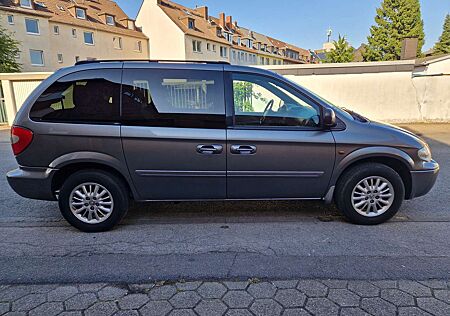 Chrysler Voyager 2.8 CRD/6 Sitzer/Gewährlstng+TÜV+Inspektion!
