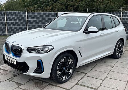 BMW iX3 Impressive M Sport AHK 20 Zoll Head-Up Voll!