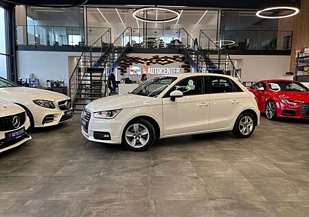 Audi A1 gebraucht kaufen Audi A1 Sportback basis *2. Hand*Klima*Navi*PDC*SHZ*