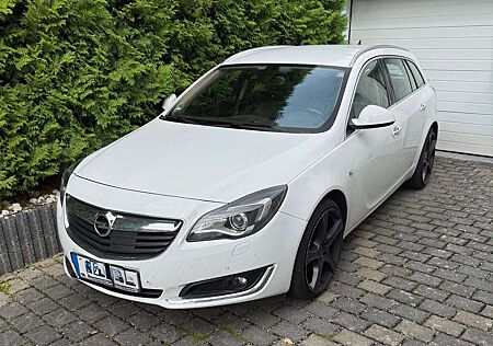 Opel Insignia gebraucht kaufen Opel Insignia Sports Tourer Diesel 2.0 BiTurbo CDTI 4x4
