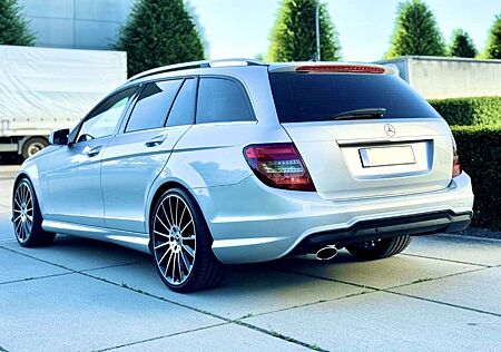Mercedes-Benz C 180 T 7G-TRONIC Avantgarde Edition