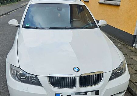 BMW 325i 325