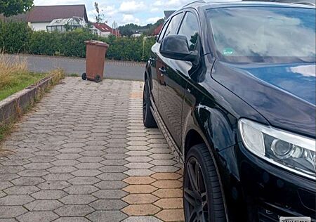 Audi Q7 4.2 TDI DPF quattro tiptronic