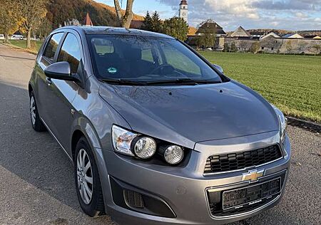Chevrolet Aveo 1.2 LT