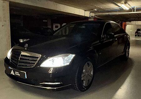 Mercedes-Benz S 600 GUARD*VR9*B7*GEPANZERT*ARMOURED*ARMORED*