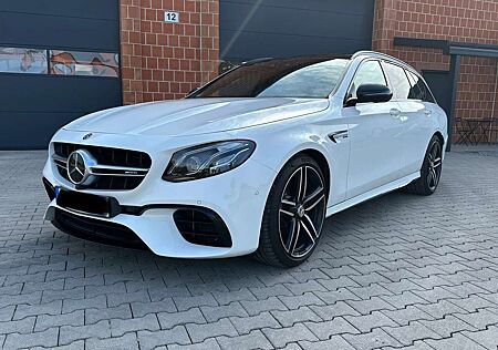 Mercedes-Benz E 63 AMG AMG E 63 4Matic+ T 9G-TRONIC