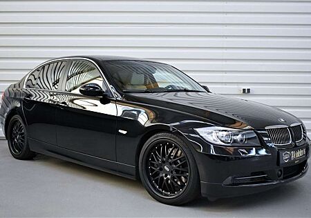 BMW 330i 330 NAVI PROF*SH*XENON