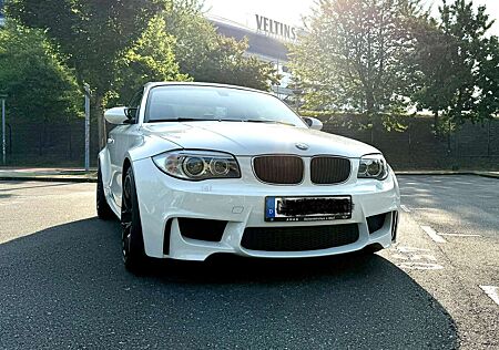 BMW 1er M Coupé mit ordentlicher Ausstattung