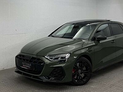 Audi S3 Sportback 2.0 TFSI qu PANO+AKRAPOVIC+MATRIX+