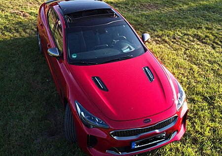 Kia Stinger 3.3 T-GDI AWD GT
