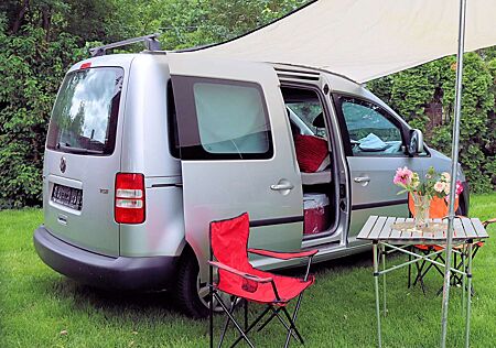 VW Caddy Volkswagen Camper NEU - gr. Bett + Sitzecke