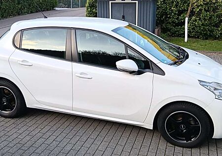 Peugeot 208 Active