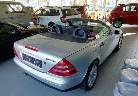 Mercedes-Benz SLK 230 Kompressor Roadster/ wenig KM /Met./Sitzhzg./Leder