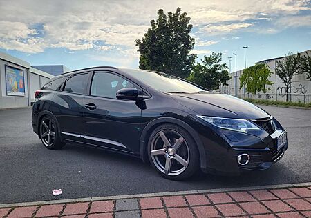 Honda Civic Tourer 1.8 i-VTEC Elegance LPG