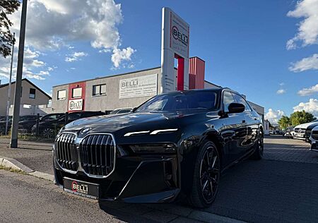 BMW 740 d xDrive M Sport SkyLounge B&W FINANZIERUNG