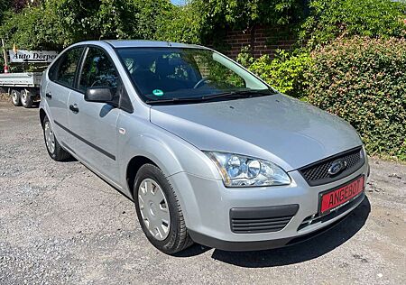 Ford Focus 1.4 Trend Klima orig. 79.000 KM Garantie