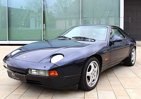 Porsche 928 GTS Automatik | D-Fzg | Blau-Metallic |