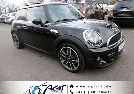 Mini Cooper S Leder,Navi,Xenon,Panorama,H K Sound,DAB