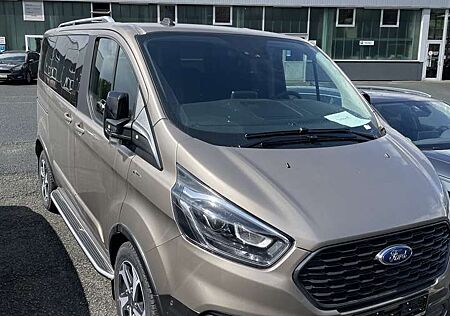 Ford Transit Custom 320 L1 Tourneo Active