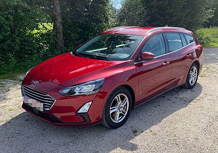 Ford Focus Turnier 1.5 EcoBoost Start-Stopp-System COOL