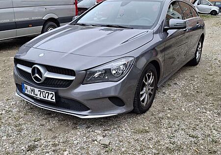 Mercedes-Benz CLA 180 d (117.912)