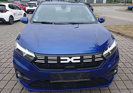 Dacia Sandero sparsam und komfortabel zum Schnäppchenpreis
