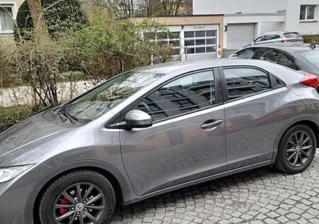 Honda Civic 1.8 i-VTEC Executive