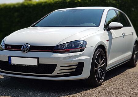 VW Golf GTI Volkswagen Performance DSG -Topzustand-
