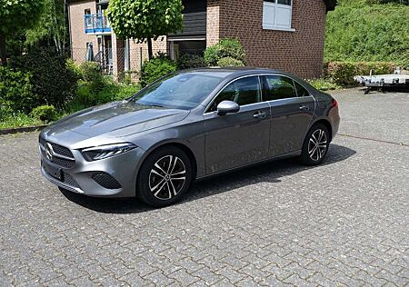 Mercedes-Benz A 200 d LIMOUSINE Progressive Line Ad.,Totwinkel
